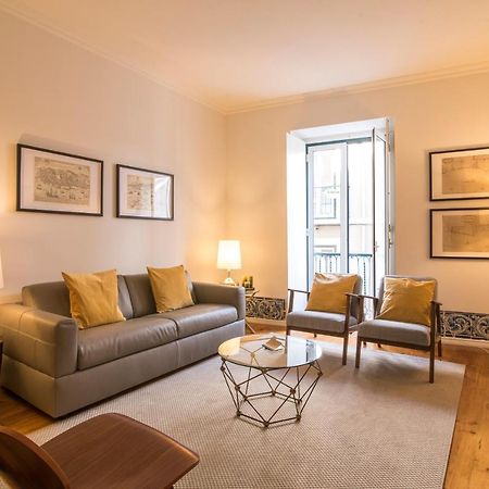 Center Apartment - Chiado - Heart Of Lisbon Luaran gambar