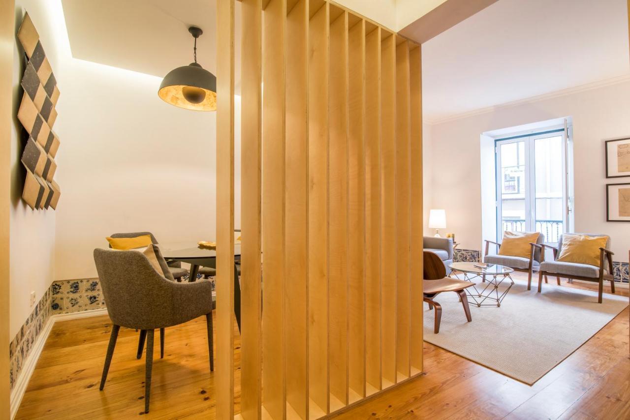 Center Apartment - Chiado - Heart Of Lisbon Luaran gambar