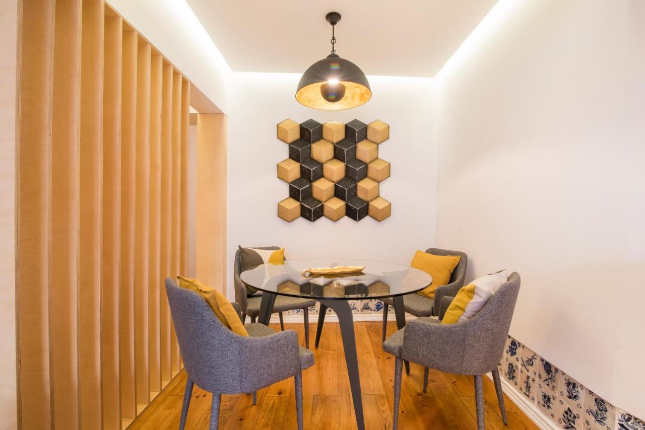 Center Apartment - Chiado - Heart Of Lisbon Luaran gambar