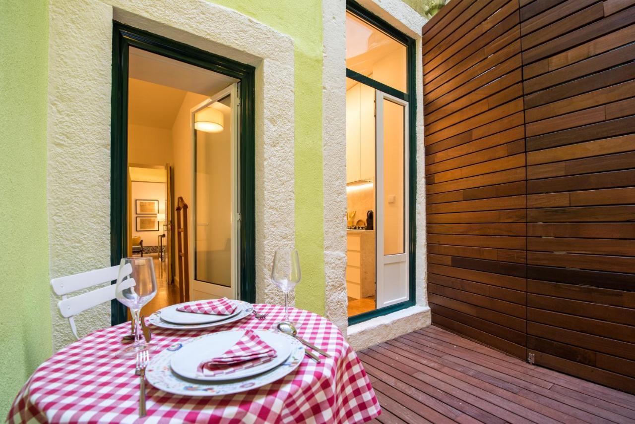 Center Apartment - Chiado - Heart Of Lisbon Luaran gambar